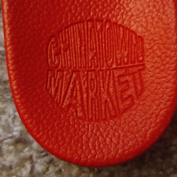 Chinatown Market Smiley Red Men's Slides NWB - Picture 3 of 8